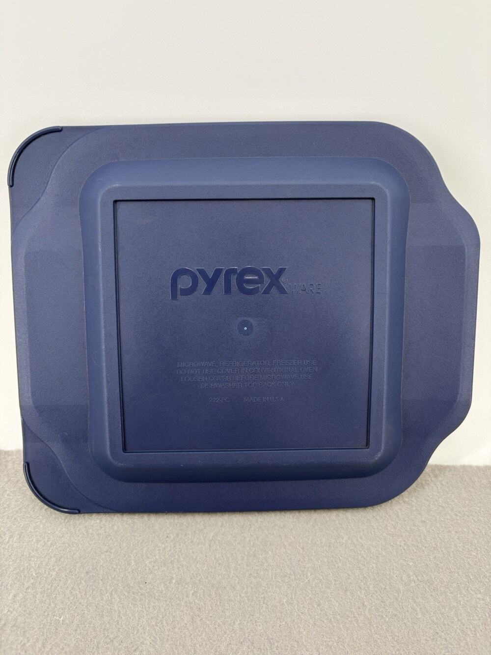 Pyrex 222-PC Square 8" x 8" 2 Quart Storage Container Baking Dish Lid Blue